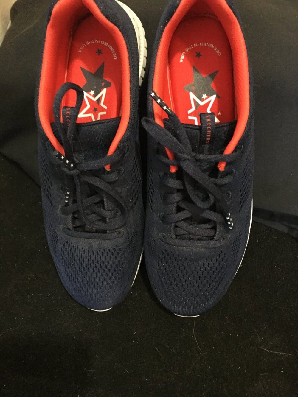 Sketchers Sneakers
